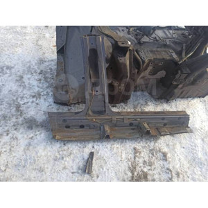 Порог со стойкой правый левый Honda City MRH3A в Омске