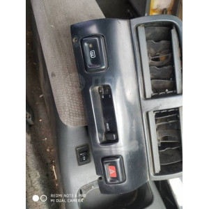 Кнопка обогрева заднего стекла Nissan Cefiro A32 в Омске Кнопка обогрева заднего стекла Nissan Cefiro A32 в Омске