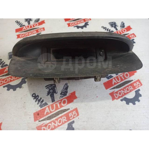 Дисплей информационный Renault Fluence 281199705 в Омске