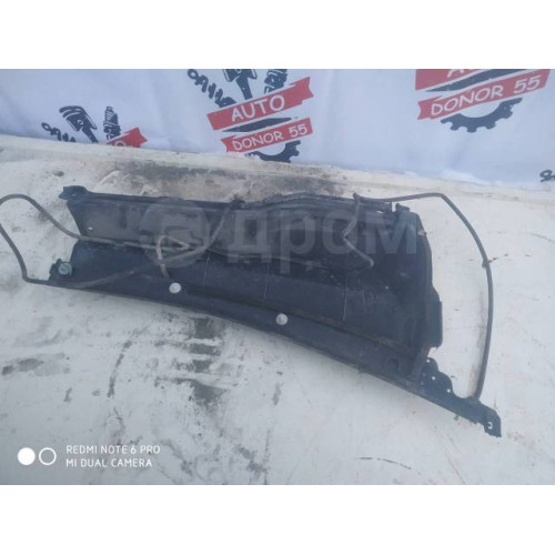 Жабо левая часть Honda CR-V RD4 в Омске