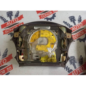 Airbag подушка безопасности водительская Toyota Camry SV40 в Омске