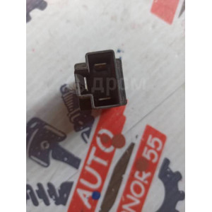 Реле поворотов Toyota 8198002010 в Омске Реле поворотов Toyota 8198002010 в Омске