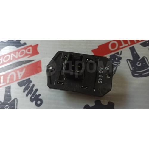 Реостат печки Toyota 87138-52010 в Омске