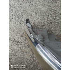 Фара левая Toyota ISIS 44-60 дефект уха в Омске
