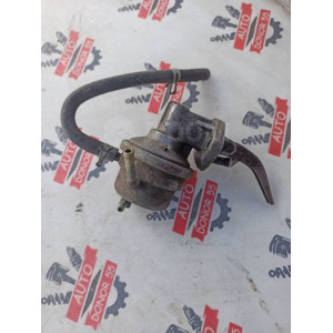 Насос топливный Toyota 2E, 3E 23100-19255 в Омске
