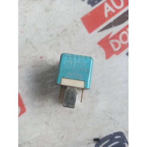Реле Toyota 1567002910 в Омске