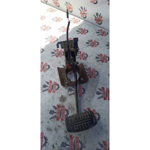 Педаль тормоза Mitsubishi Mirage Dingo CQ2A в Омске Педаль тормоза Mitsubishi Mirage Dingo CQ2A в Омске