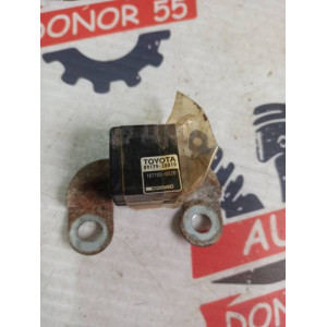 Датчик удара Toyota Camry/Vista SV40 8917930010 в Омске Датчик удара Toyota Camry/Vista SV40 8917930010 в Омске