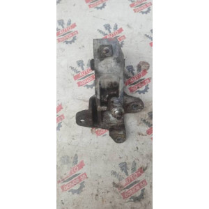 Подушка опора ДВС задняя Toyota Duet/Daihatsu Storia M100 в Омске Подушка опора ДВС задняя Toyota Duet/Daihatsu Storia M100 в Омске