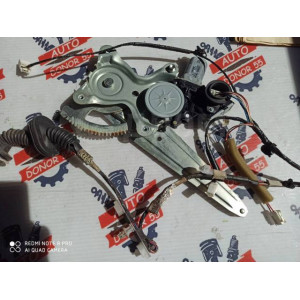 Стеклоподъемник задней правой двери Toyota RAV4 69803-42040 ACA31 в Омске