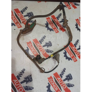Датчик abs передний правый Toyota Corolla/Sprinter/Trueno 8954212020 в Омске