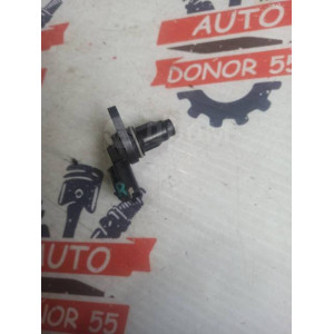 Датчик положения распредвала Hyundai/Kia 393502b000 в Омске