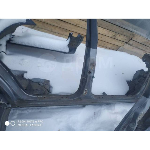 Порог со стойкой правый Toyota Corolla/Carib E9 в Омске