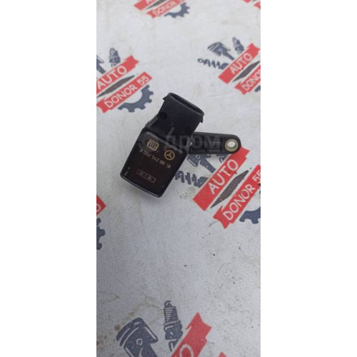 Датчик положения кузова Mercedes Benz SL a0025428818 в Омске