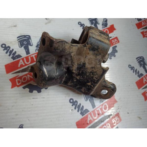 Подушка опора ДВС левая Toyota Corolla AE91 1237216100 в Омске Подушка опора ДВС левая Toyota Corolla AE91 1237216100 в Омске