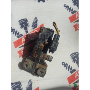 Клапан кондиционера Toyota Land Cruiser J80 88690-60190 в Омске