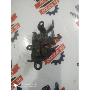 Замок капота Toyota Corolla AE100 в Омске