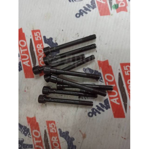 Болт ГБЦ Nissan QG 110564M500 в Омске